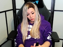 Shemale tranny enjoying solo masturbation