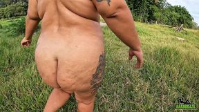 mary butterfly entra no mato com binho ted e leva uma gozada dentro do cu - casal mary butterfly e alexandre