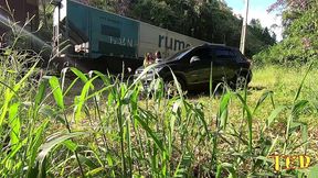 diretor fabio silva e flagrado fodendo atriz durante a passagem do trem - gabriela ramos - binho ted