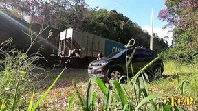 diretor fabio silva e flagrado fodendo atriz durante a passagem do trem - gabriela ramos - binho ted