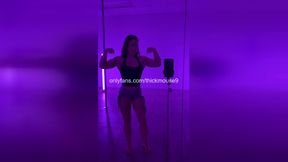 IG Live Glitch: Young Slut Caught Fucking Two Strangers in the Sauna