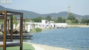 Gimme a yacht or a fuck &mdash;  starring Viviana
