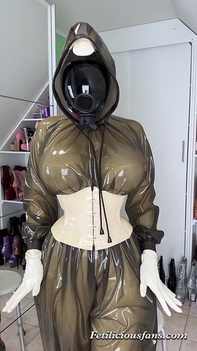 White Latex Looks so Good