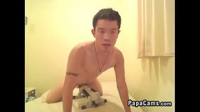 Amateur Asian Gay Guy Exploring His Desires On Webcam