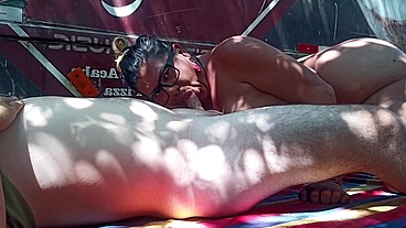 Este gordinho adora encher minha cara de leitinho