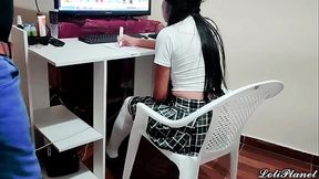 Ayudo a Mi Hijastra con su Tarea de Educacion Sexual - Papi Ayudame a Entender Mas Sobre Como Hacer Hijos