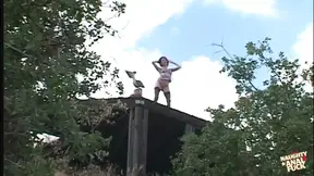 Two guys see hot chick dancing, decide to fuck her