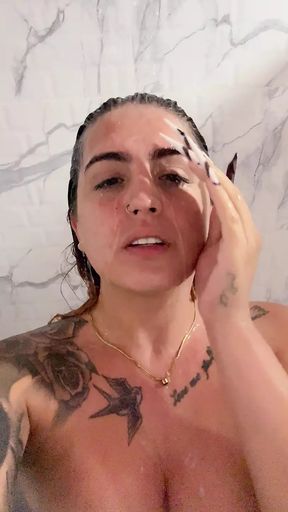 Come with me to the shower I&#039;m hot