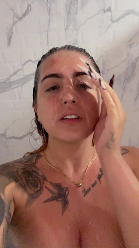 Come with me to the shower I&#039;m hot