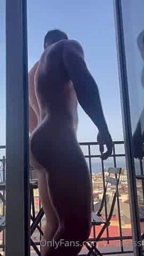 FISICOCULTURISTA SAM VASS