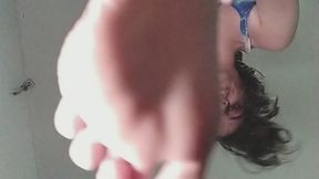 Lil Step-Bro, Big Sis - Feet Crushing