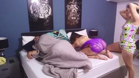 I have sex with my girlfriend in front of my stepfather.