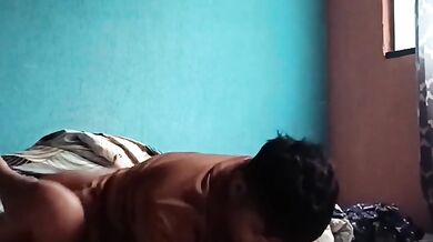 Follando duro y rico entre mejores amigos