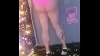 Calf Muscle flex and rub