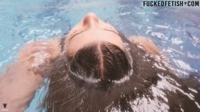 WMV Emy WetLook Pool Hair