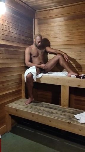 Kennie Jai Hav Fun the Sauna