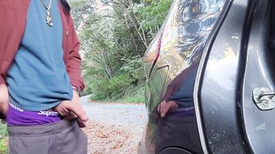 johnholmesjunior does a super real risky solo show on side of busy road with huge cum load