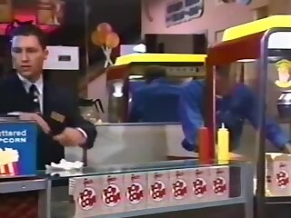 Cru!s!n' The B@lc0ny