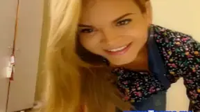 Huge Ass Shemale Masturbating