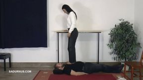 Slave under the feet of Mistress Natasha mp4 Barefoot and Sock A