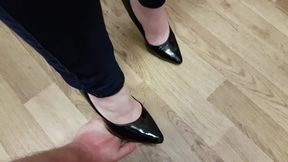 Chelsea's 2 Pairs Of Shoes Stepping On Hands & Fingers