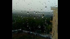 Lluvia, suspensor y mucha leche