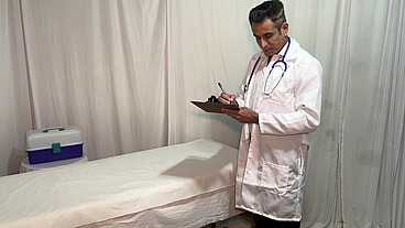 Consultorio medico sacana acaba em sexo com os pacientes