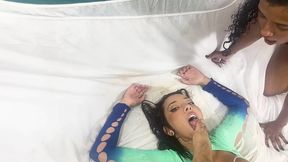 amateur extreme vol 3 with vitoria beatriz and ob slave nat playing with puk&, drinking piss and get manhandled pov style