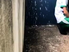 Pompino tra calciatori dopo l'allenamento