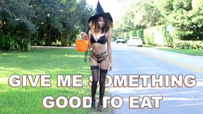 Hot - Naughty Cecilia Lion Demands A Treat & Count Jmac Delivers