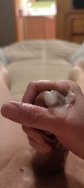 Quick handy with precum