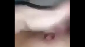 Le gusta con el dedo