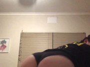 Teen Twerking