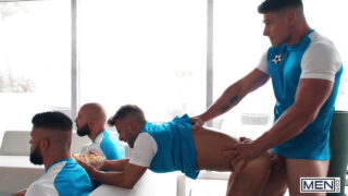 Allen King és Malik Delgaty, nagy fasz anális szexet kapnak bareback
