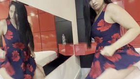 chamei um eletricista para arrumar meu chuveiro , o servico ficou muito bom , dei uma rapidinha com ela antes do meu marido chegar