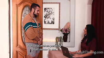 British Lesbian Masseuse Becomes Straight While Massage her Coach