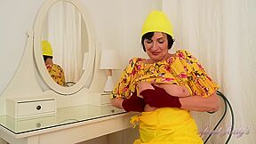 Judys - 63yo Hairy Mature Gilf Minia Fingers Her Hairy Pussy