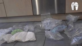 Bubble wrap crush fun 4