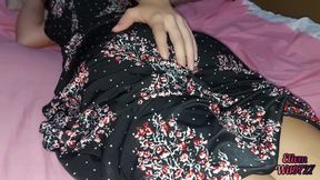 My stepsister&#039;s virgin pussy when she comes to visit me