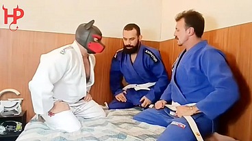 Video 237 - I joined Jiu-Jitsu and whoever lost would have to give their ass without mercy, come see who took two dicks non-stop until receiving two loads.