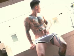Muscular Inked Guy Self Pleasures