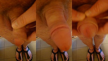 Spaß mit kleinem Penis in der Küche