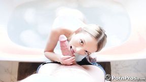 ”Lily Larimar wants a Huge Creampie after Long Bath”