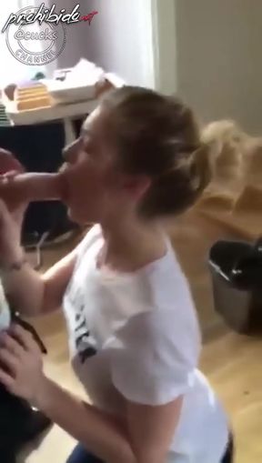 Hot amateur babe gives a sloppy blowjob to her jealous hubby