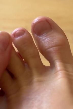 Solo Oily Feet POV