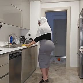 Big Ass And Tits MILF Seduces And Fucks Step Son