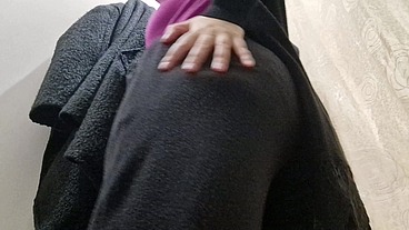 Hot stinky farts in public 4K