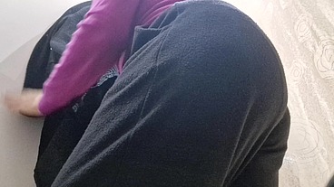 Hot stinky farts in public 4K
