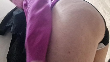 Hot stinky farts in public 4K