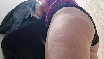 Hot stinky farts in public 4K
